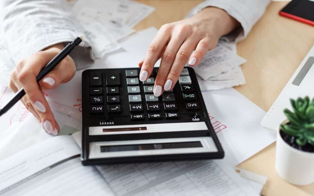 8 Ways to Drastically Cut Monthly Expenses