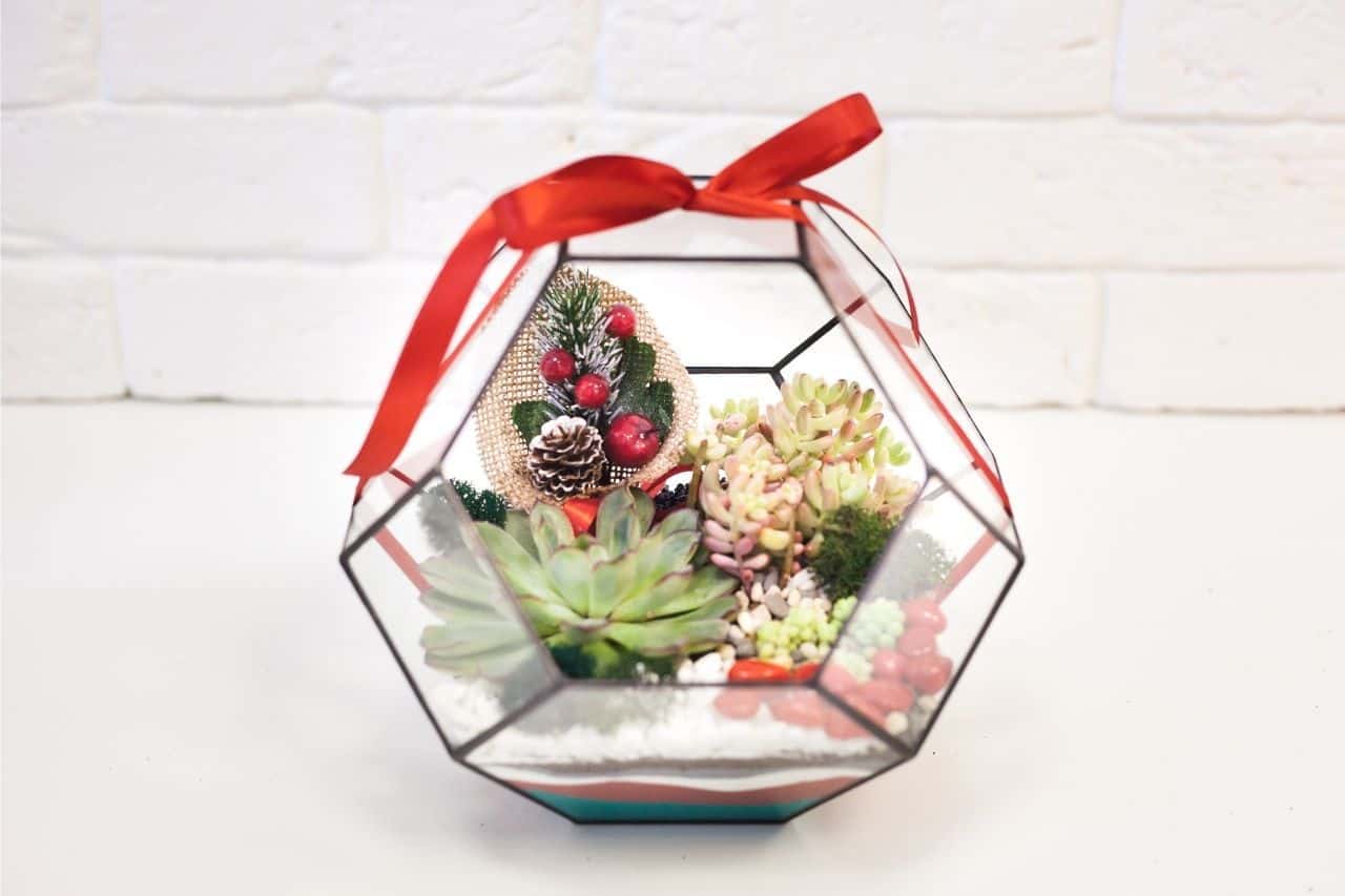 14 Budget-Friendly Christmas DIY Ideas (winter crafts & gifts